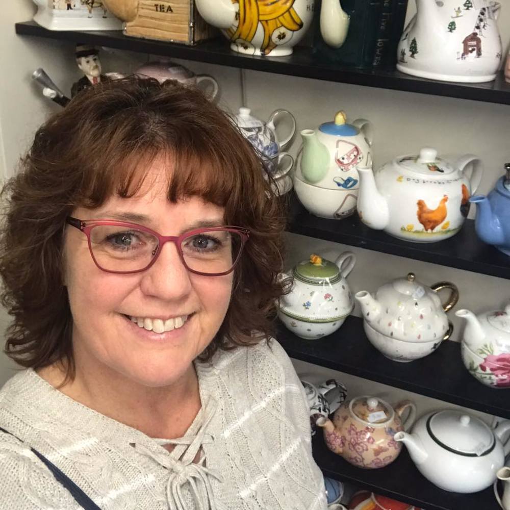 Meet your Posher, Junette